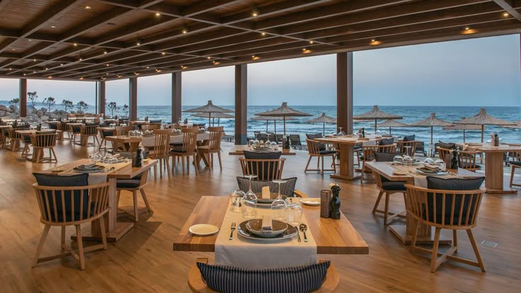 thiết kế thi công khách sạn biển khu sảnh chờ